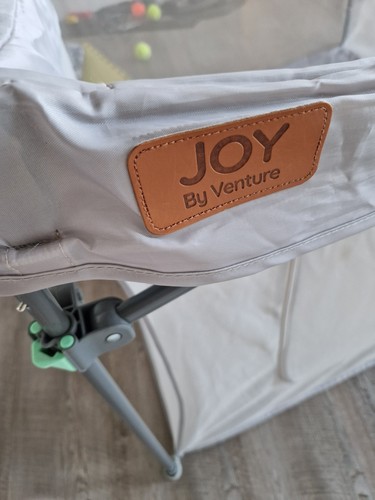 Joy venture square baby - by,